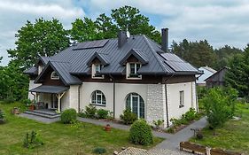 Dworek Akacja uslugi hotelarskie